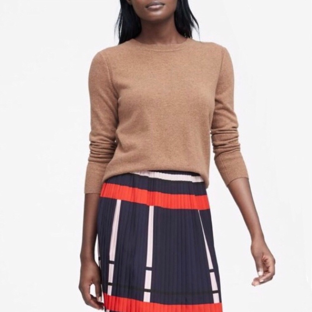 Banana Republic Merino Wool Tan Pullover Sweater